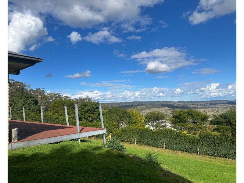 46 Panoramic Drive, Preston QLD 4352