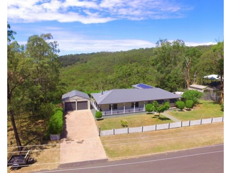 17 Gordon Crescent, Withcott QLD 4352