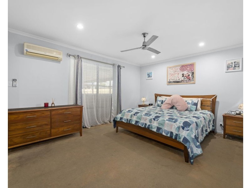 42 Ashford Drive, Wyreema QLD 4352