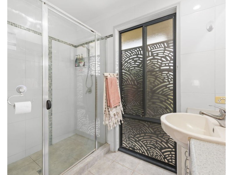 42 Ashford Drive, Wyreema QLD 4352