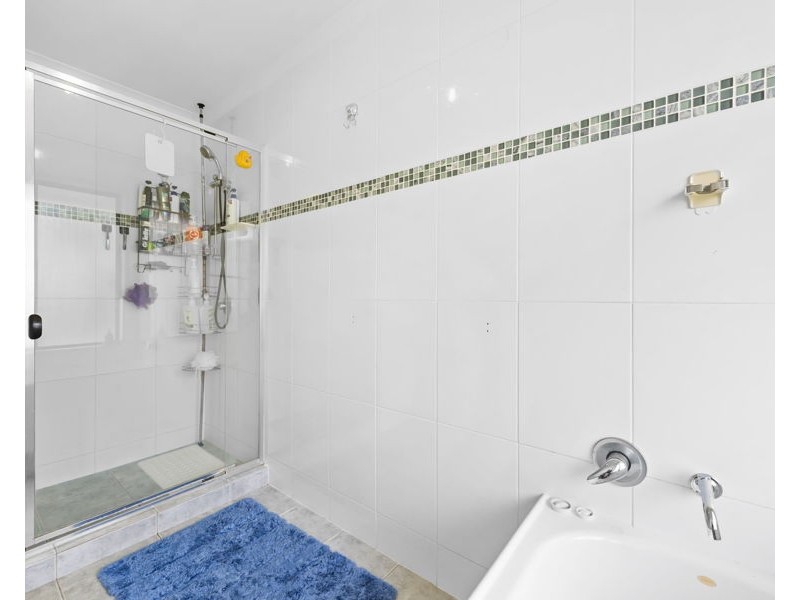 42 Ashford Drive, Wyreema QLD 4352