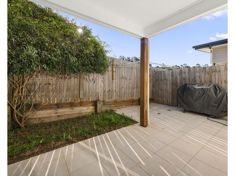 2/329 Bridge Street, Newtown QLD 4350
