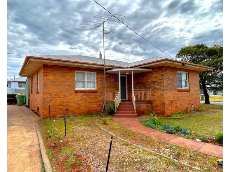 115 Anzac Avenue, Newtown QLD 4350