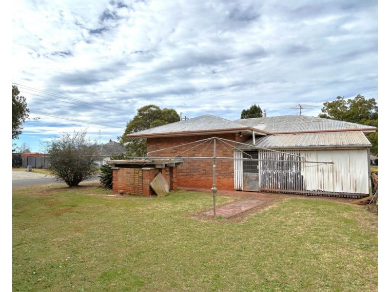 115 Anzac Avenue, Newtown QLD 4350