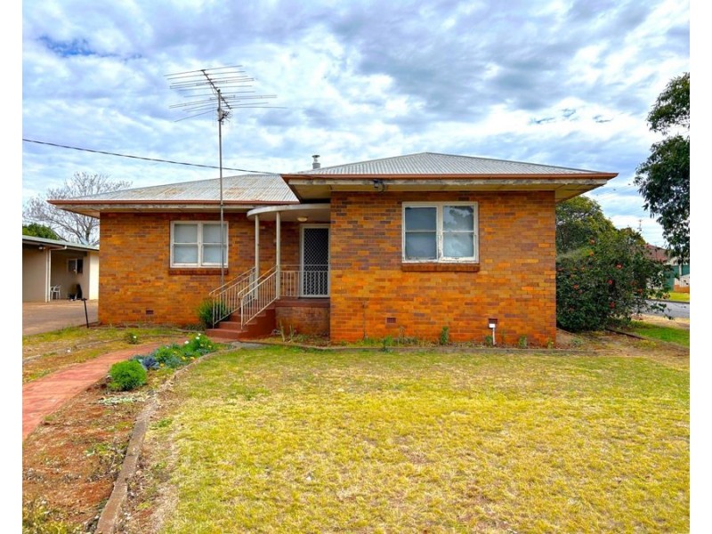 115 Anzac Avenue, Newtown QLD 4350