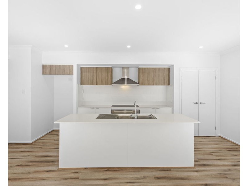 15 Twilight Street, Glenvale QLD 4350