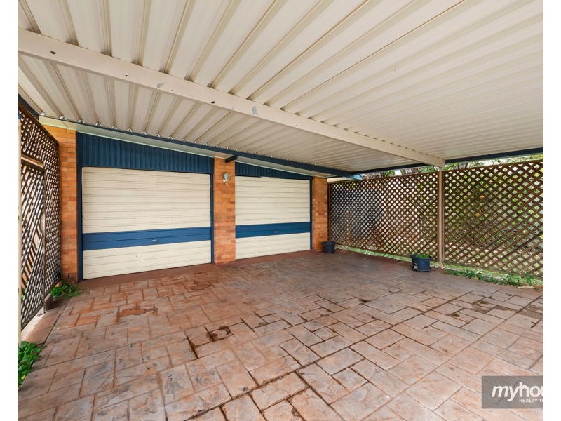 16 Leahy Street, Rockville QLD 4350