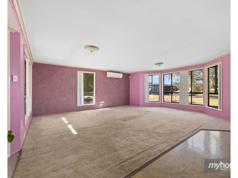 32 Mansel Drive, Gowrie Junction QLD 4352