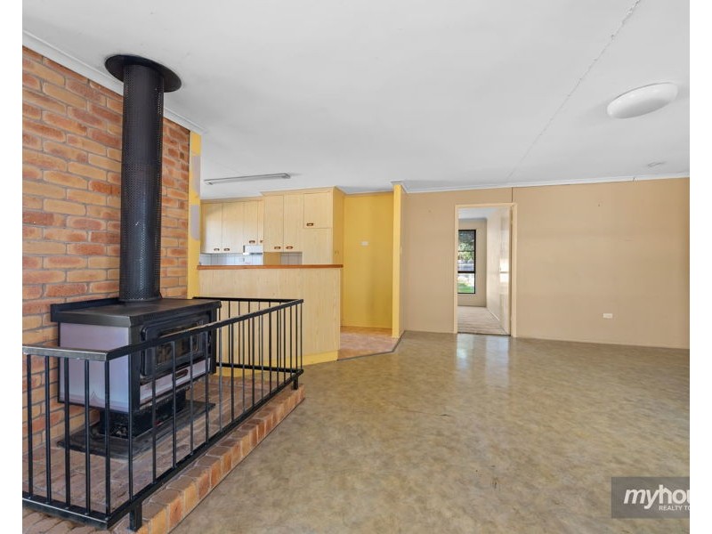 32 Mansel Drive, Gowrie Junction QLD 4352