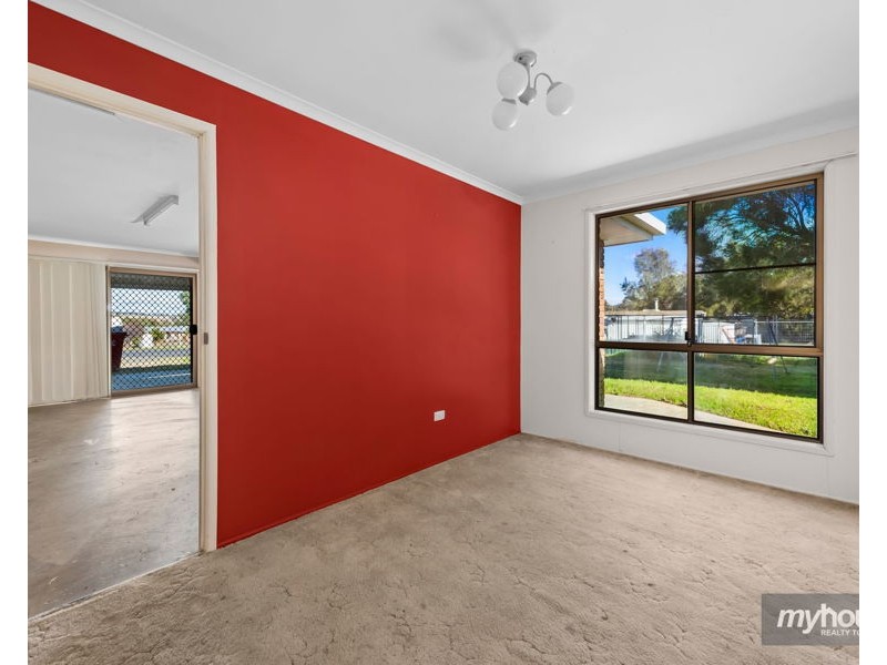 32 Mansel Drive, Gowrie Junction QLD 4352