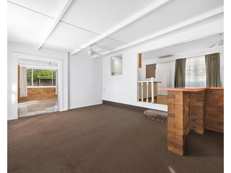 102 Kearney Street, Kearneys Spring QLD 4350