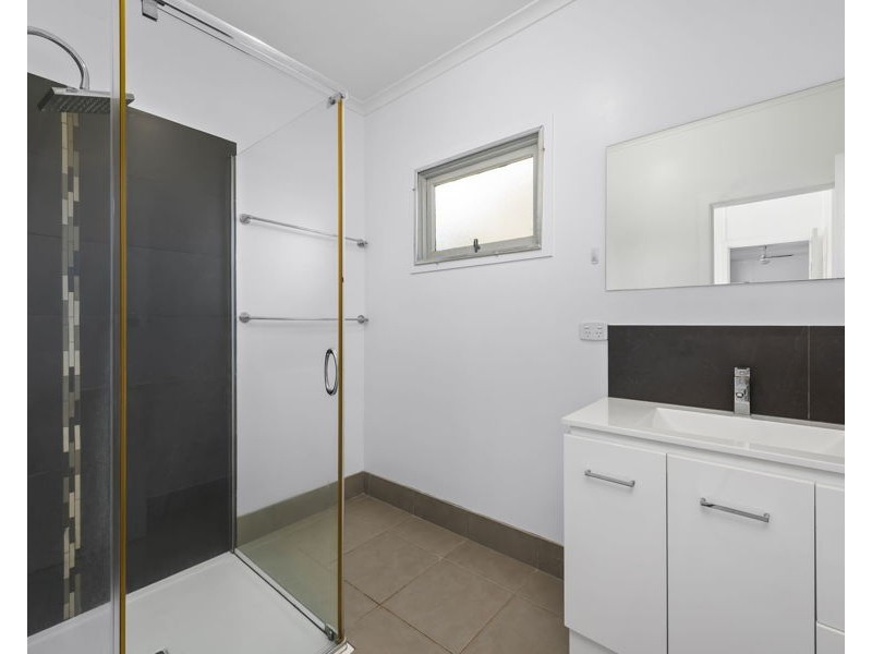 102 Kearney Street, Kearneys Spring QLD 4350