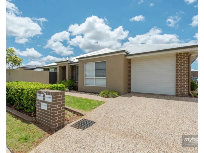 2/152 Kearney Street, Kearneys Spring QLD 4350