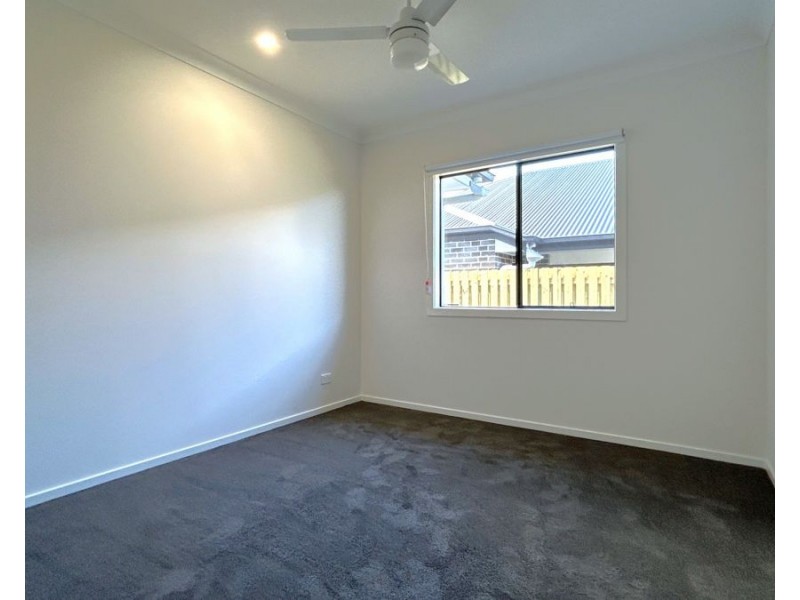 2 Sunrise Street, Glenvale QLD 4350