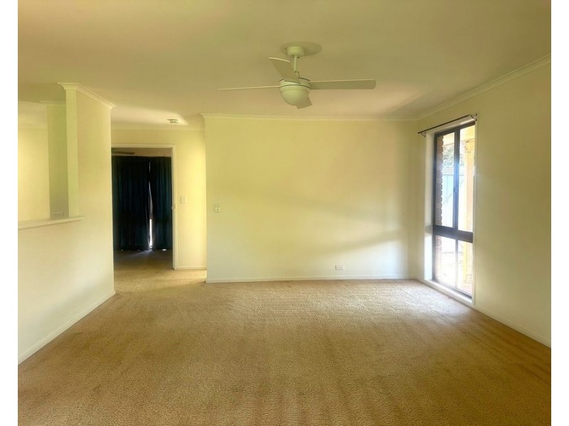 24 Kingsford Smith Drive, Wilsonton QLD 4350