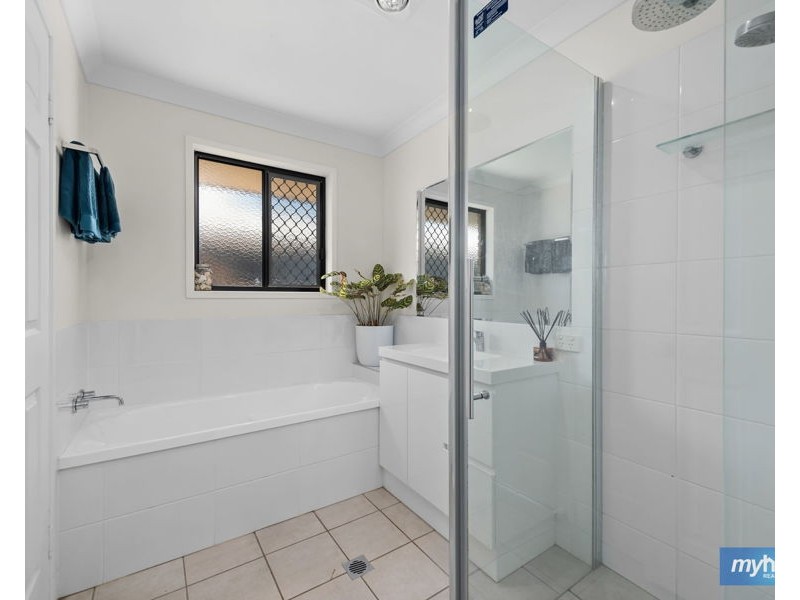 20 Westfield Drive, Westbrook QLD 4350