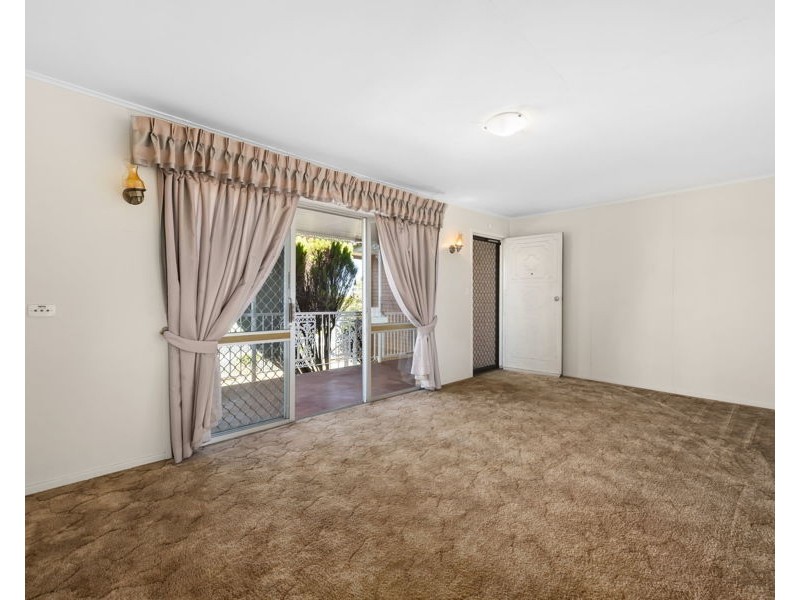 65 Glenvale Road, Newtown QLD 4350