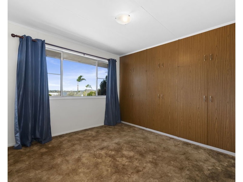65 Glenvale Road, Newtown QLD 4350