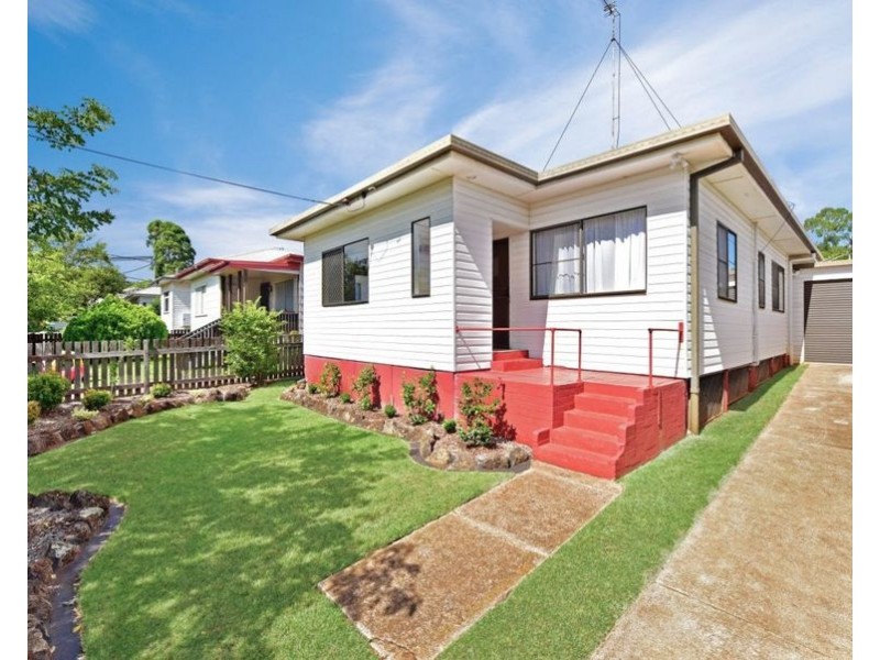 17 Ethel Street, Newtown QLD 4350