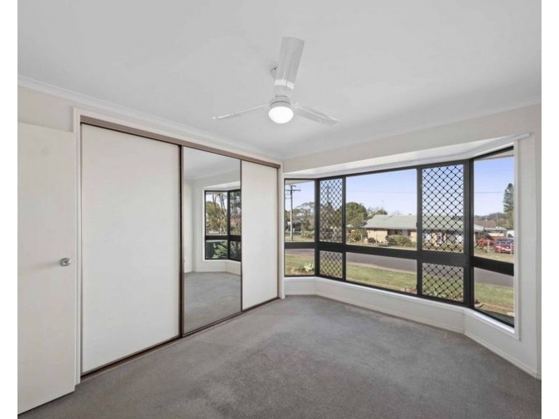 15 Barooga Court, Wilsonton Heights QLD 4350