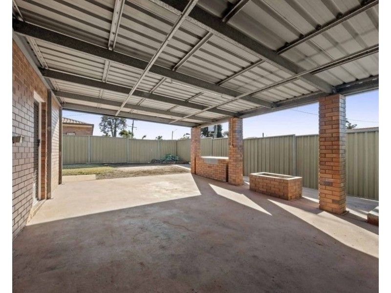 15 Barooga Court, Wilsonton Heights QLD 4350