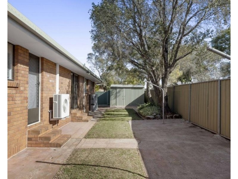 15 Barooga Court, Wilsonton Heights QLD 4350