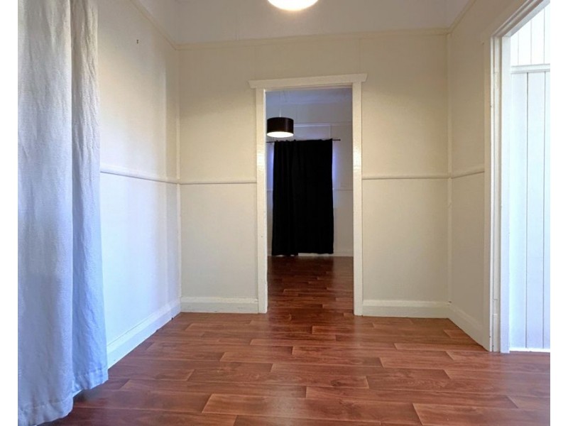 1/73 Taylor Street, Newtown QLD 4350