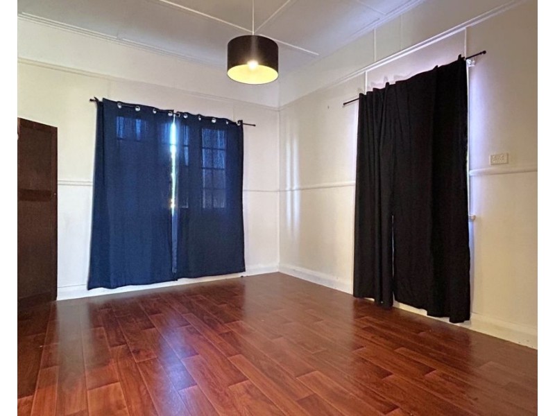 1/73 Taylor Street, Newtown QLD 4350