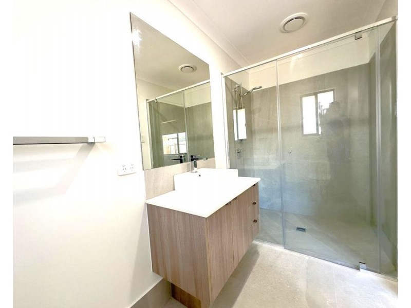 30 Flame Tree Road, Cotswold Hills QLD 4350