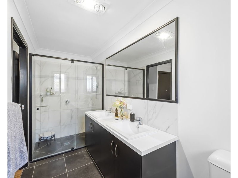 27 Tallowwood Boulevard, Cotswold Hills QLD 4350