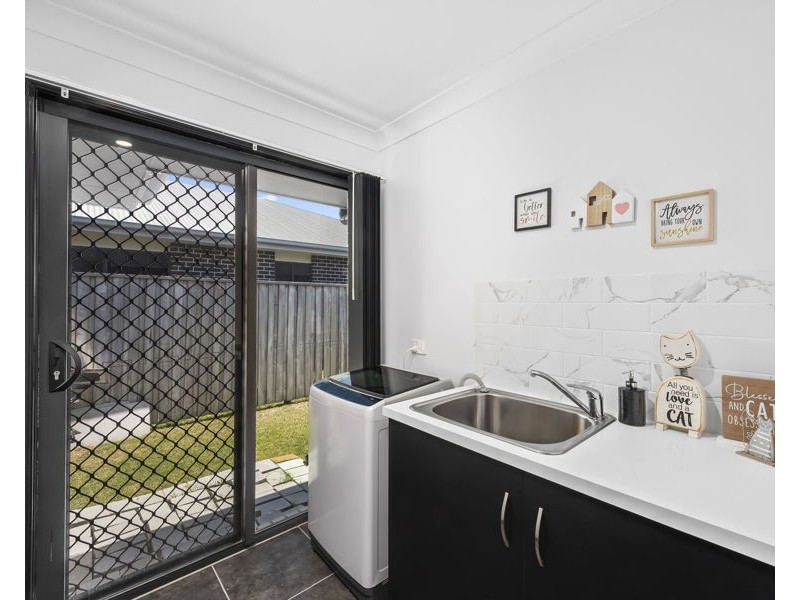 27 Tallowwood Boulevard, Cotswold Hills QLD 4350