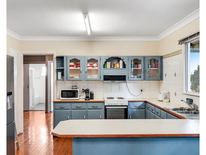 19 Cohoe Street, East Toowoomba QLD 4350