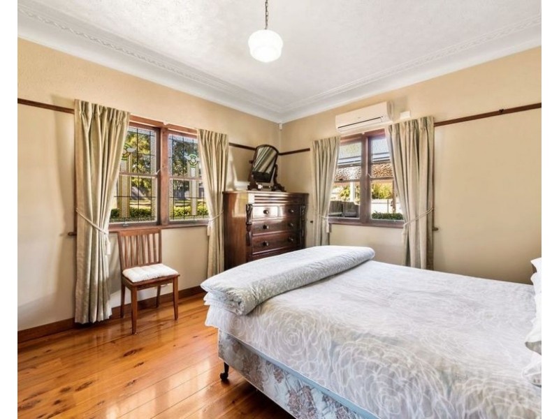 125 Curzon Street, Rangeville QLD 4350
