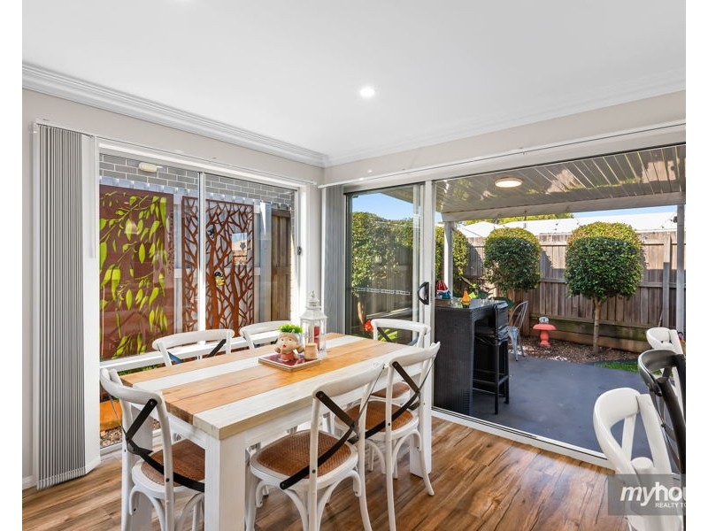 2/459 Bridge Street, Wilsonton QLD 4350