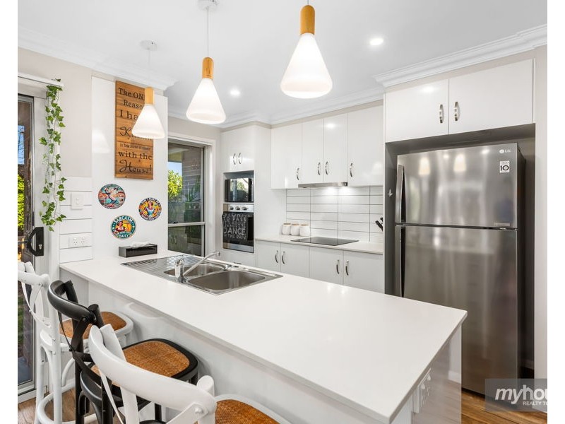 2/459 Bridge Street, Wilsonton QLD 4350