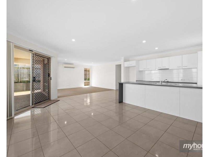 45 Kurrawa Crescent, Glenvale QLD 4350