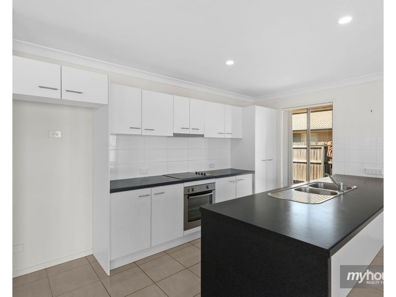 45 Kurrawa Crescent, Glenvale QLD 4350