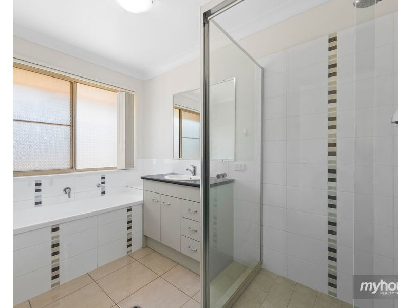 45 Kurrawa Crescent, Glenvale QLD 4350