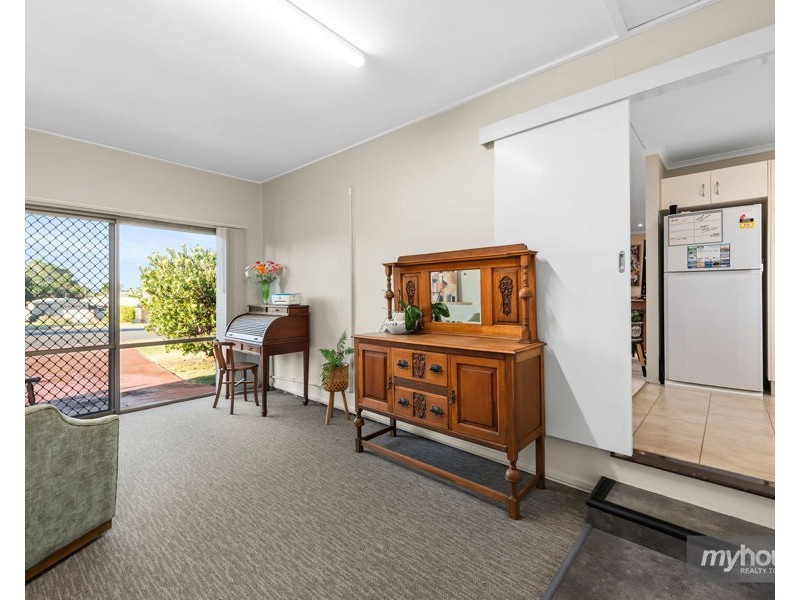 8 McQuade Court, Kearneys Spring QLD 4350