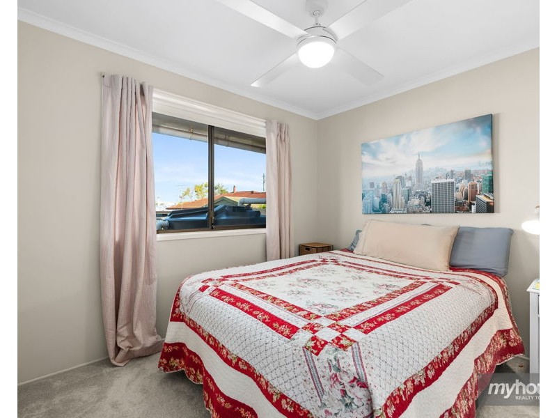 8 McQuade Court, Kearneys Spring QLD 4350