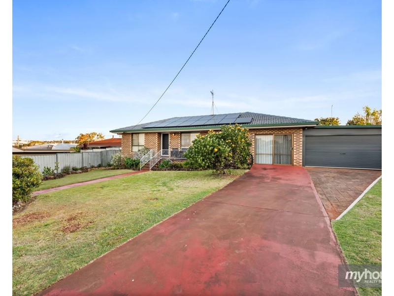 8 McQuade Court, Kearneys Spring QLD 4350