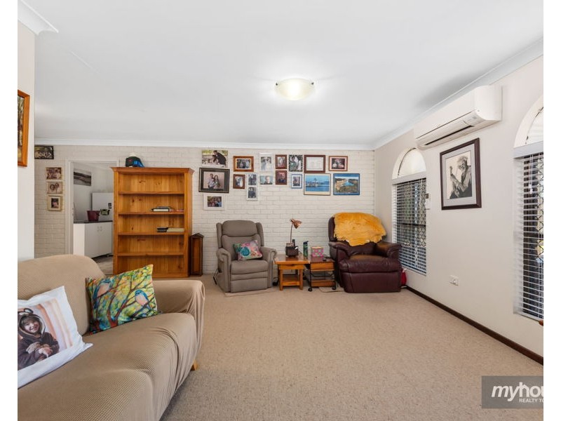 9 Barooga Court, Wilsonton Heights QLD 4350