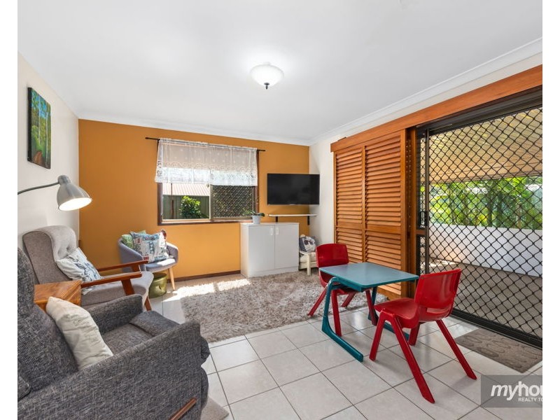9 Barooga Court, Wilsonton Heights QLD 4350