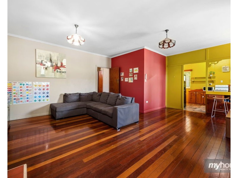 15 Helen Street, Newtown QLD 4350