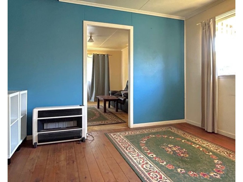 14 Florence Street, Harristown QLD 4350