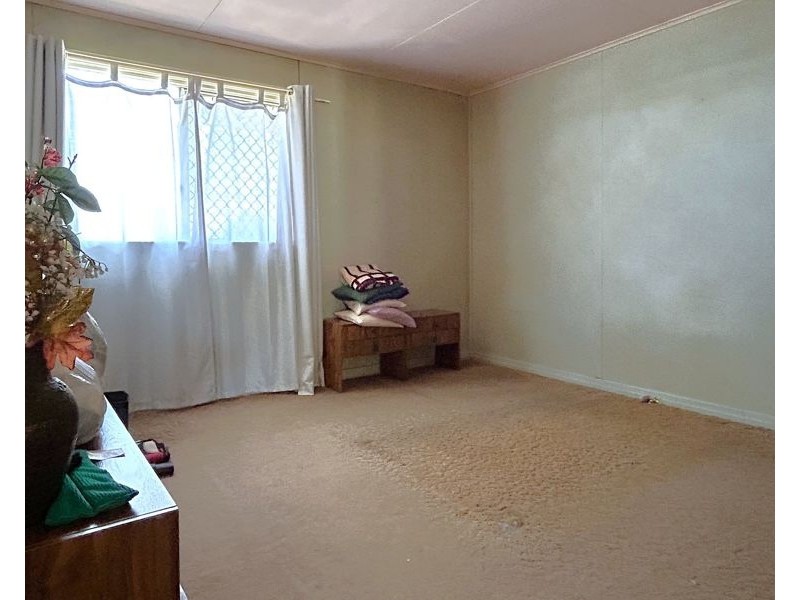 14 Florence Street, Harristown QLD 4350