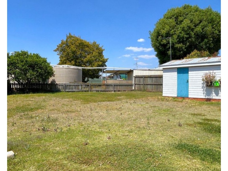 14 Florence Street, Harristown QLD 4350