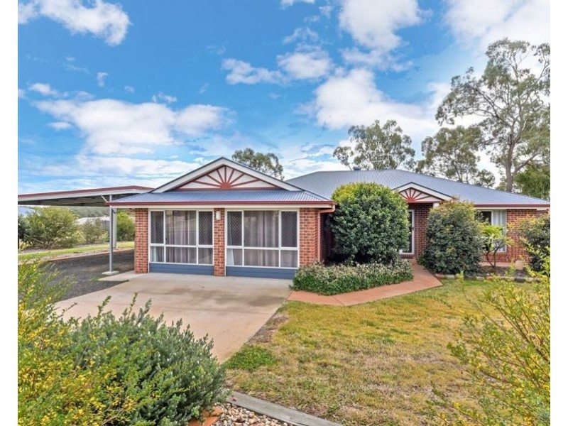 75 Highland Park Road, Meringandan West QLD 4352