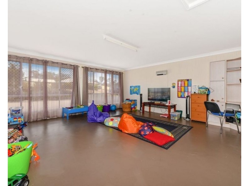 75 Highland Park Road, Meringandan West QLD 4352