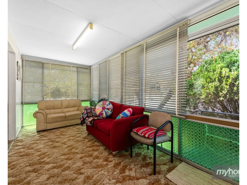 40 Underwood Crescent, Harristown QLD 4350